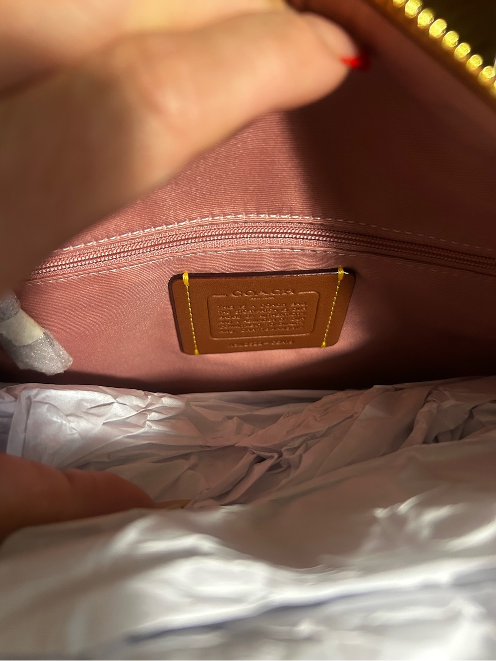 Coach powder pink large satchel - Picture 3 of 3